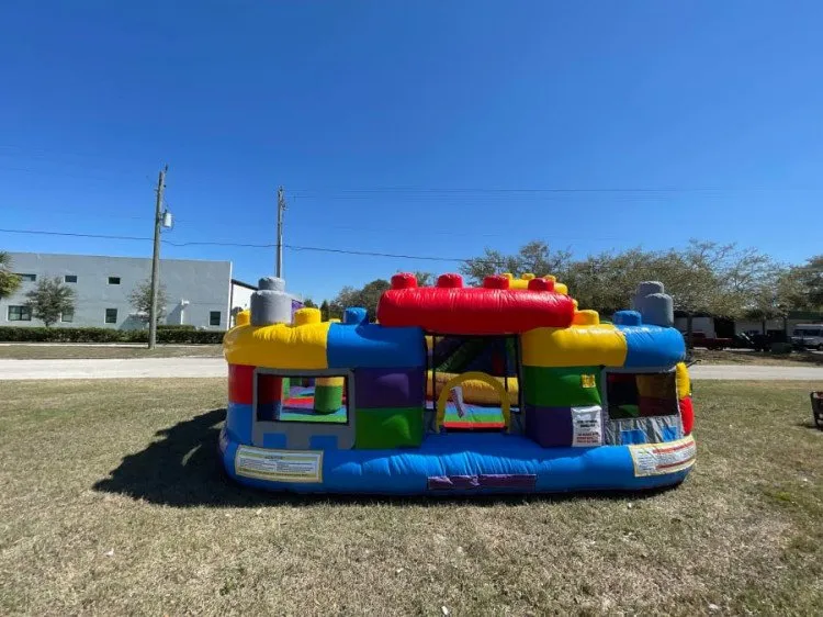 Choose Sharky's for safe, affordable, and fun deluxe bounce house rentals in Sarasota, FL. Unforgettable parties start here. Contact us today!