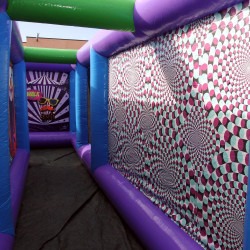 176444717 2211160685693909 804057238000045794 n 1739398399 Mega Fun House Maze